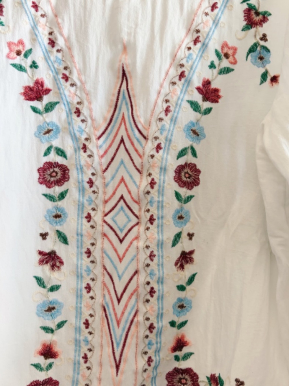Umgee White Embroidered Peasant Blouse With Ruffled Sleeves - Picture 4 of 8